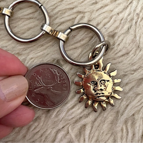 Vintage Gold Metal Disc Flower Chain Belt w/ Sun Dangle - O/S - Picture 6 of 8